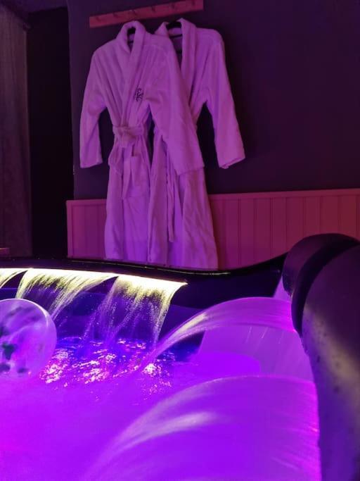 Royal Room Jacuzzi Haut De Gamme Centre Ville Мюлуз Экстерьер фото
